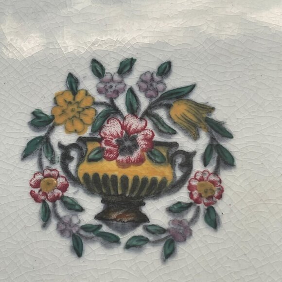 Wedgwood Vintage Trentham Red Square Flower Urn Handled Cake Plate England 9.5" - Picture 3 of 10